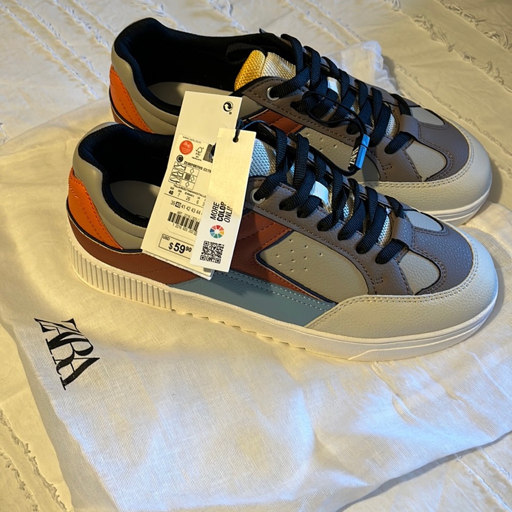 NWT ZARA sneakers